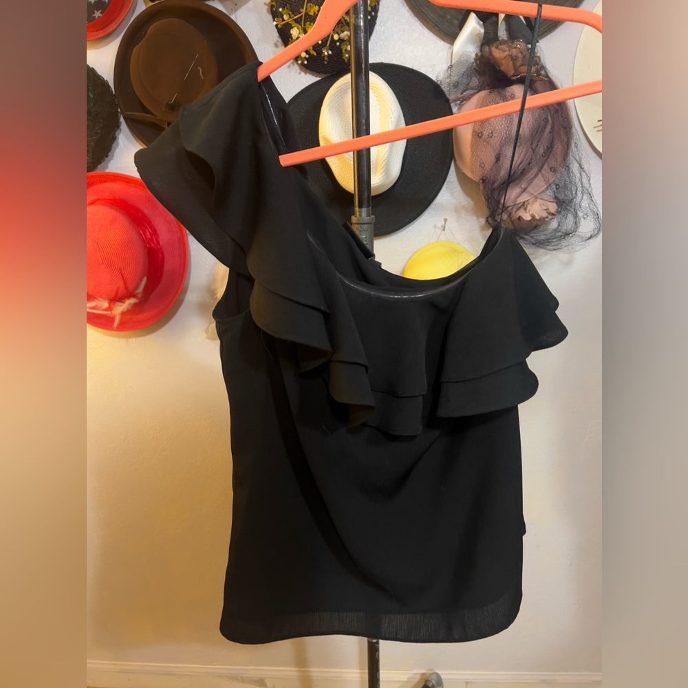 Ruffled one shoulder top, black Apt 9 , size medium , NWT